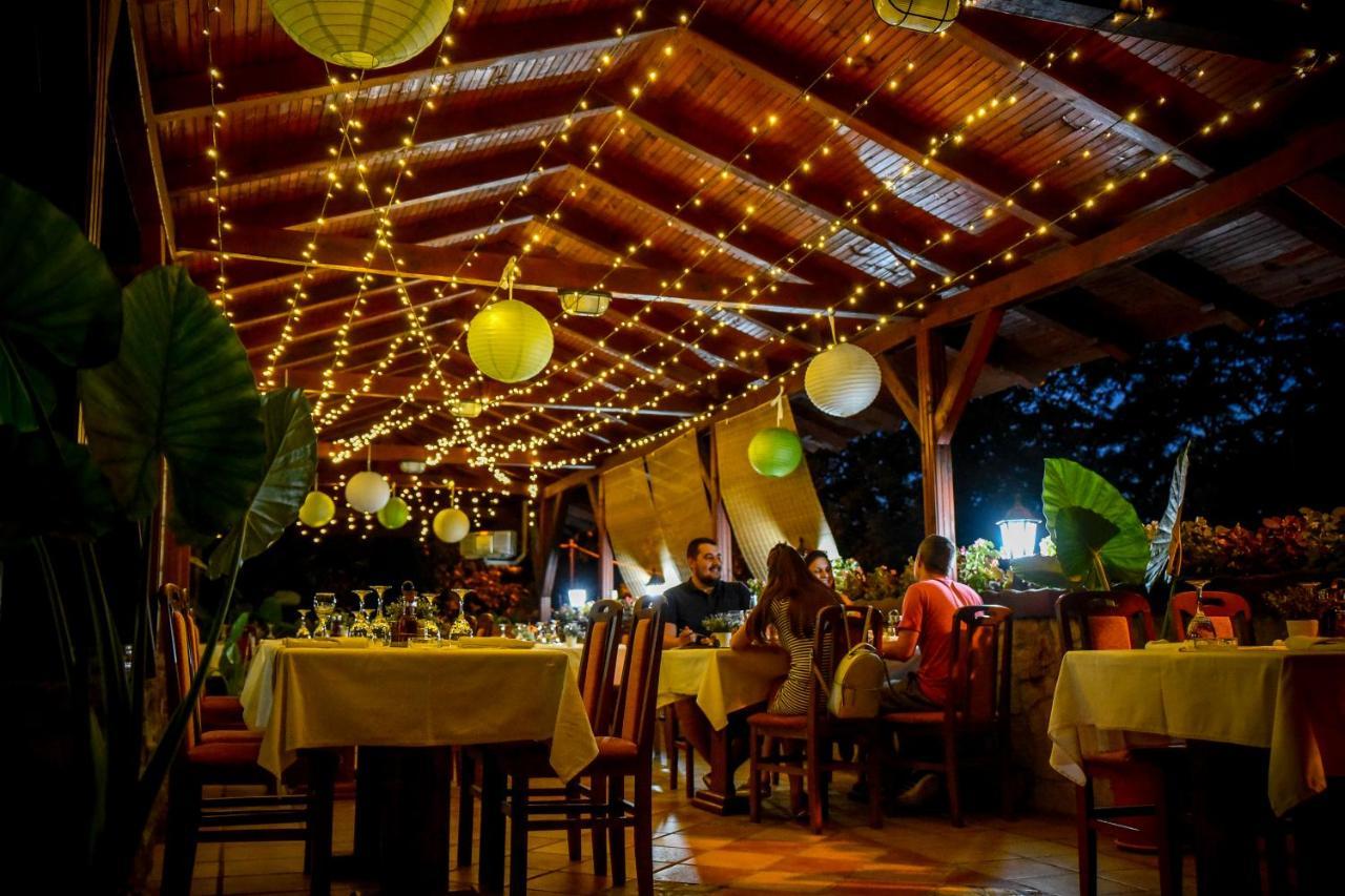 Hotel Centar Balasevic ベオグラード エクステリア 写真