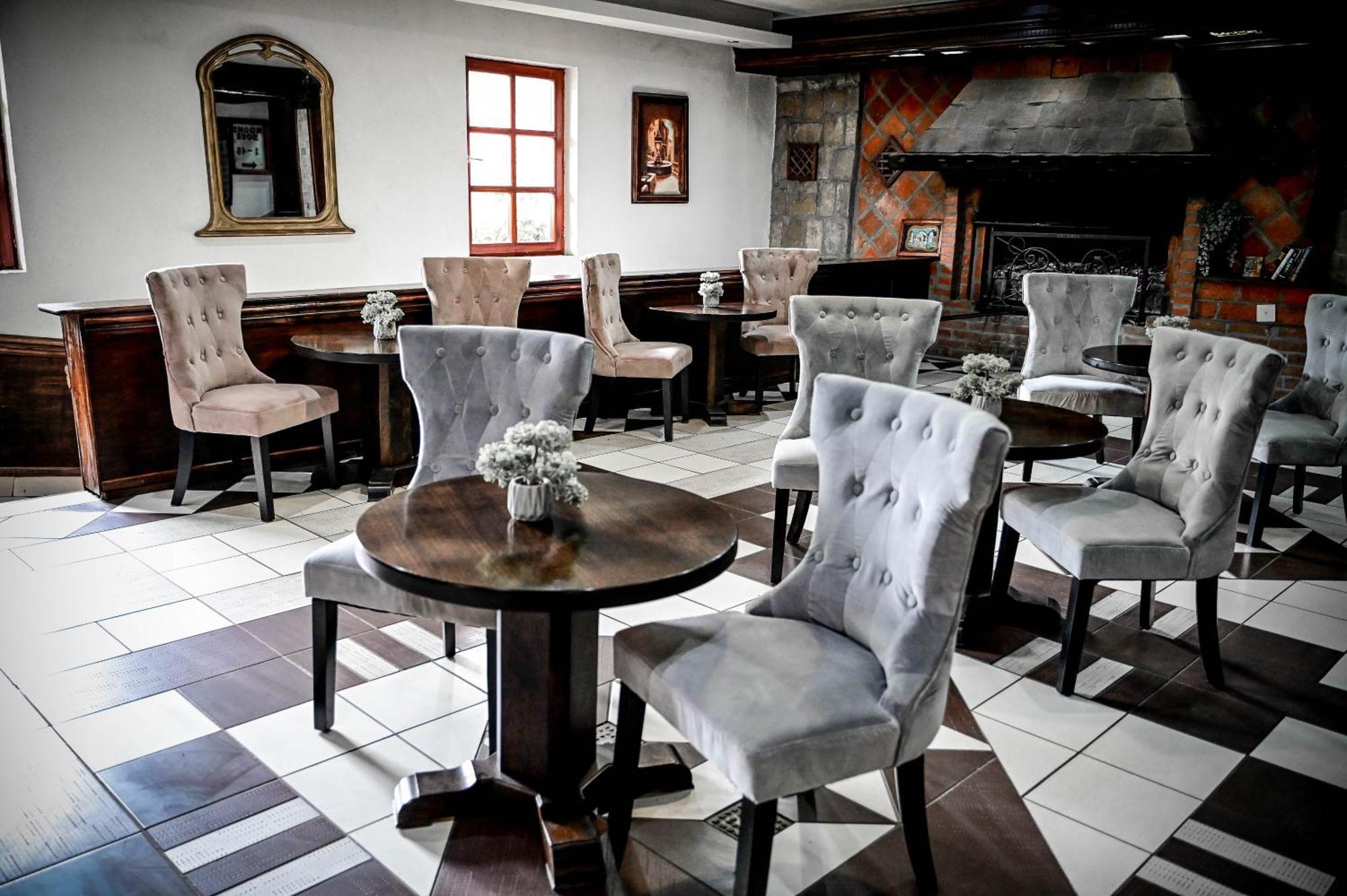Hotel Centar Balasevic ベオグラード エクステリア 写真