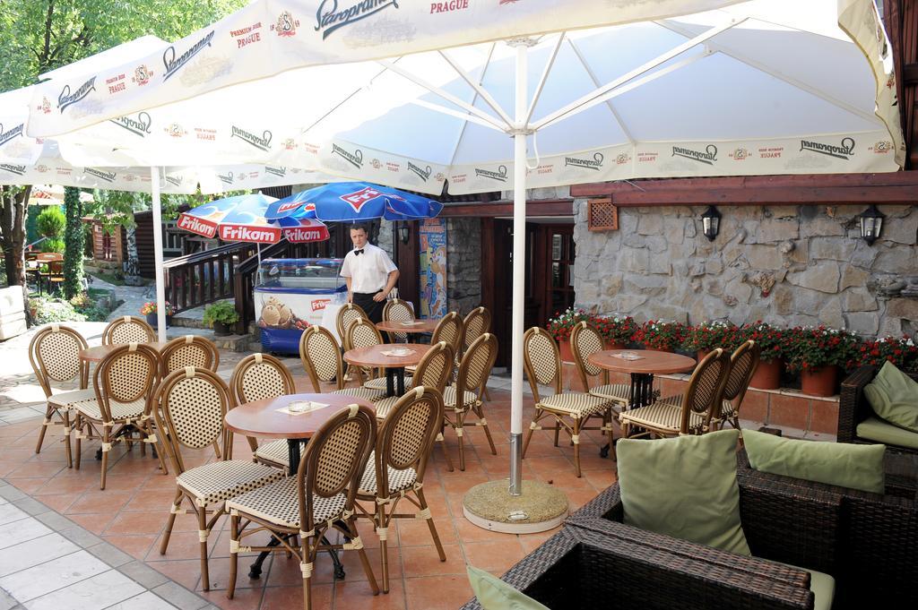 Hotel Centar Balasevic ベオグラード エクステリア 写真