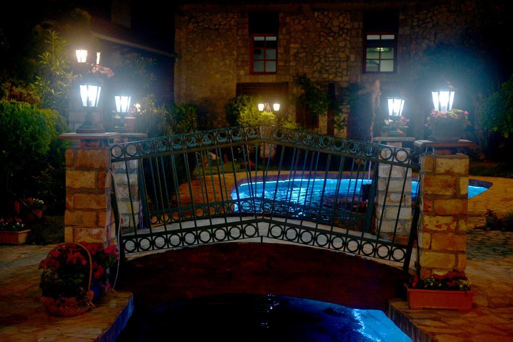 Hotel Centar Balasevic ベオグラード エクステリア 写真
